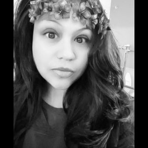 Meet your Posher, Aideth